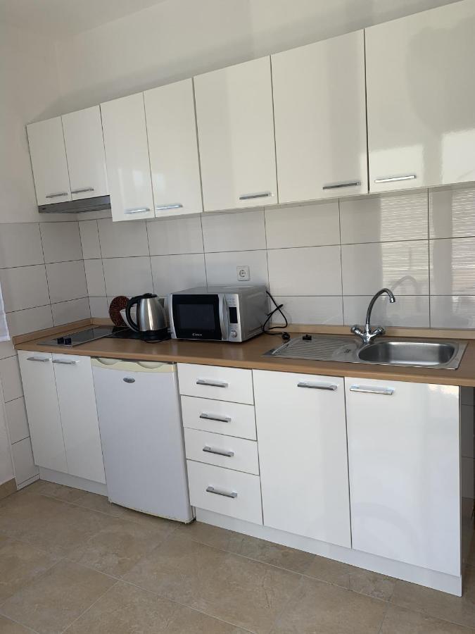 Apartmani Paula Vodice Exteriér fotografie